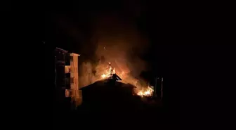 Çankırı'da Yangın: İki Ev ve Araç Kullanılamaz Hale Geldi