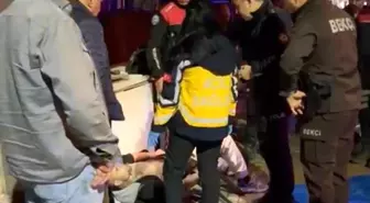 İzmir'de Bıçaklı Saldırı: 1 Yaralı