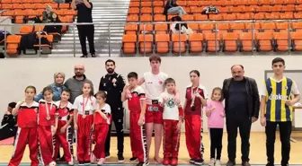 Darıca'da Türkiye Kick Boks Şampiyonası: Körfez Gençlerbirliği Başarıyla Döndü