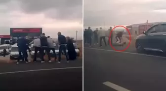 Polis cenazesi konvoyuna taşlı ve sopalı saldırı
