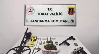 Tokat'ın Turhal İlçesinde Kaçak Kazı ve Uyuşturucu Operasyonu