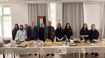 Alaçam Şehit Kadir Kara Anadolu İmam Hatip Lisesi'nde Gazze yararına kermes