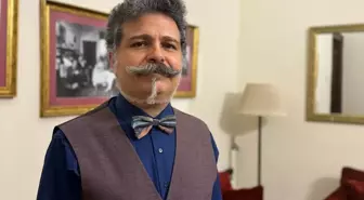 Hakan Ali Toker'den Nostalgik Sessiz Sinema Performansı