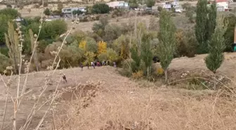 Diyarbakır'da Dere Kenarında Erkek Cesedi Bulundu