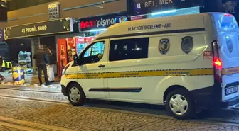 İzmit'te Alkollü Mekanda Kavga: İki Kişi Tabancayla Yaralandı