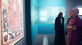 Emine Erdoğan, Katar'da İslam Eserleri Müzesi'ni ziyaret etti