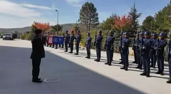 Genelkurmay Başkanı Bayraktaroğlu Eskişehir'de Hava Kuvvetleri'ni Ziyaret Etti