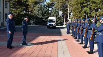 Yunanistan Heyeti Eskişehir'deki Hava Üssünü Ziyaret Etti