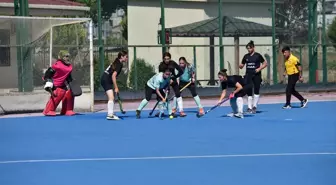 Kadınlar Açık Alan Hokey Süper Ligi Osmaniye'de Başladı