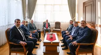 Kırklareli Valisi Uğur Turan, İl Milli Eğitim Müdürlüğünü Ziyaret Etti