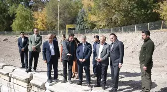 Niğde'de Tarihi Roma Havuzu Kazıları Devam Ediyor