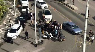 Şanlıurfa'da Yolun Karşısına Geçen 14 Yaşındaki Çocuğa Araç Çarptı