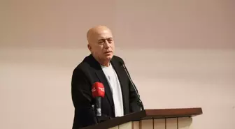 Yazar Gürsel Korat, Erciyes Üniversitesi'nde Öğrencilerle Buluştu