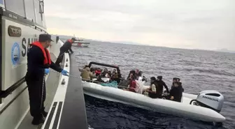 Didim Açıklarında Yunanistan Tarafından Geri İtilen 36 Düzensiz Göçmen Kurtarıldı
