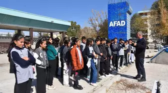 Van'da Ortaokul Öğrencilerine Afet Bilinci Eğitimi