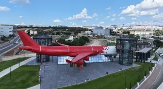 Kocaeli'de Uçak Bilim Merkezi Hizmete Açıldı