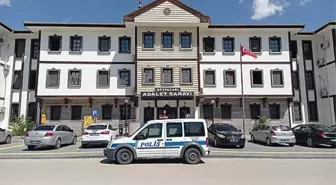 Tavuk Kümesinde Çalıntı Skandalı: İşçi Çifti Tutuklandı