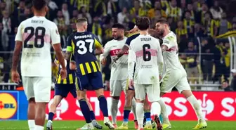 Fenerbahçe-Stuttgart Maçında Gergin Anlar