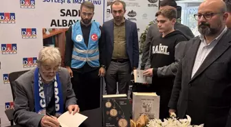 Sadık Albayrak Rize'de Söyleşi ve İmza Günü Düzenledi