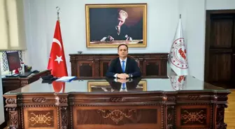 Karpuzlu'nun Yeni Kaymakamı Mustafa Bayram Görevine Başladı