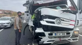 Konya'da Tır Kazası: 1 Kişi Hafif Yaralı