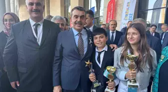 Muş Mevlana İmam Hatip Ortaokulu, Türkiye Birincisi Oldu