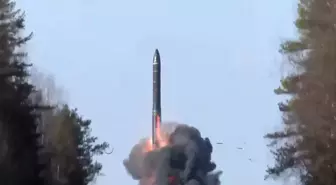 Rusya Stratejik Nükleer Silah Tatbikatı Gerçekleştirdi