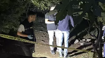 Kan donduran olay! Cami bahçesine girenler hemen polisi aradı