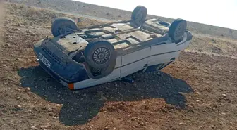 Şanlıurfa'da otomobil takla atarak şarampole devrildi