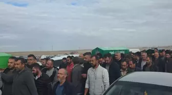 Aksaray'da Trafik Kazasında Hayatını Kaybeden 3 Kardeş Defnedildi