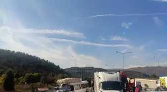 Bilecik'te Zincirleme Trafik Kazası: 3 Yaralı