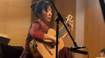 BBDSO'da Çinli Gitarist Xuefei Yang Konser Verdi