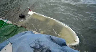 Balıkesir'de Lodos Fırtınası İki Balıkçı Teknesini Batırdı