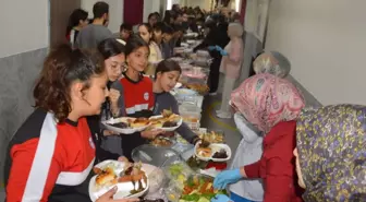 Samsun'da Gazze'ye Destek İçin Kermes Düzenlendi