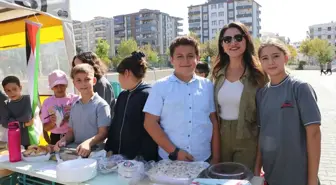 Kilis'te Gazze'ye Destek Kermesi Düzenlendi