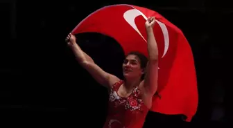 Nesrin Baş, U23 Dünya Güreş Şampiyonası'nda 3. Kez Şampiyon Oldu
