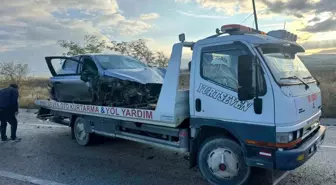 Afyonkarahisar'da Trafik Kazası: 2 Yaralı