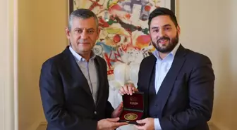 Özgür Özel, İsviçre'de Sosyal Demokrat Parti Eş Genel Başkanı ile Bir Araya Geldi