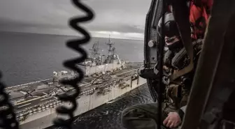 Maduro: ABD'nin askeri yığınağı Venezuela kıyılarına yaklaşıyor