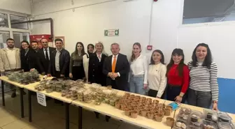 İpsala Anadolu İmam Hatip Lisesi Gazze'ye Destek İçin Kermes Düzenledi