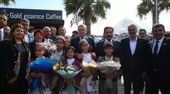 Gençlik ve Spor Bakanı Osman Aşkın Bak, Hatay'da zeytin festivaline katıldı Açıklaması