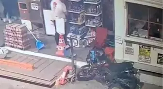 Denizli'de Akaryakıt İstasyonunda Hırsızlık Anları Güvenlik Kamerasında