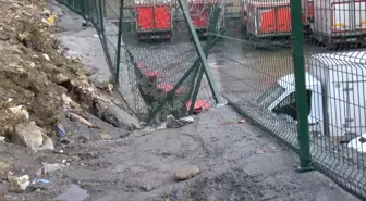 Yağışlar Fabrikanın İstinat Duvarını Yıktı