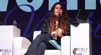 Lal Denizli: 'Kadın gibi kadın, şehrini de ülkesini de yönetiyor' denileceği günlerin gelmesini bekliyorum