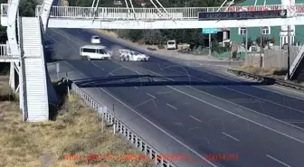 Tatvan'da Trafik Kazaları KGYS Kameralarına Yansıdı