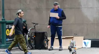 ABD'de Yaşlı Evsizlik Krizi Derinleşiyor
