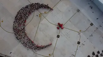 Cumhuriyet Bayramı'nda Geleneksel 'Cumhuriyet Fotoğrafı' Etkinliği