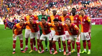 Galatasaray, Göztepe'ye Karşı Tek Değişiklikle Sahaya Çıktı