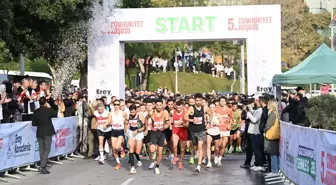 Gaziosmanpaşa'da 5. Cumhuriyet Koşusu Etkinliği Düzenlendi
