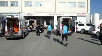 Malatya'da Çarpışan İki Araçta 6 Kişi Yaralandı